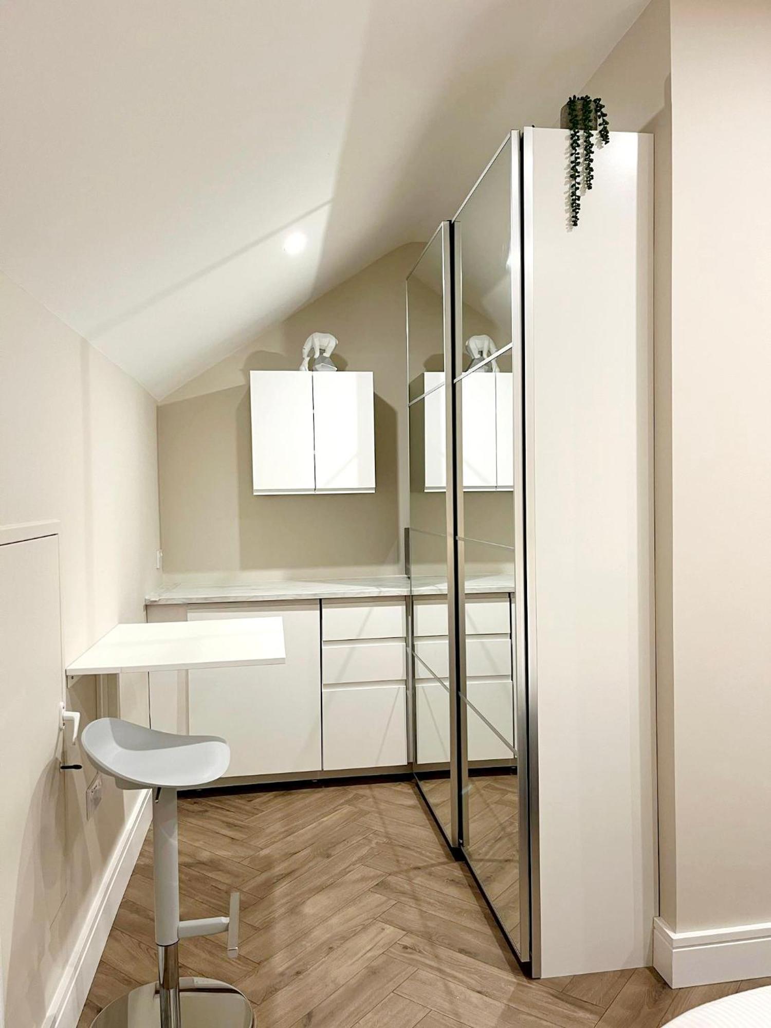 Attic Room In Citywest Dublin Exterior photo